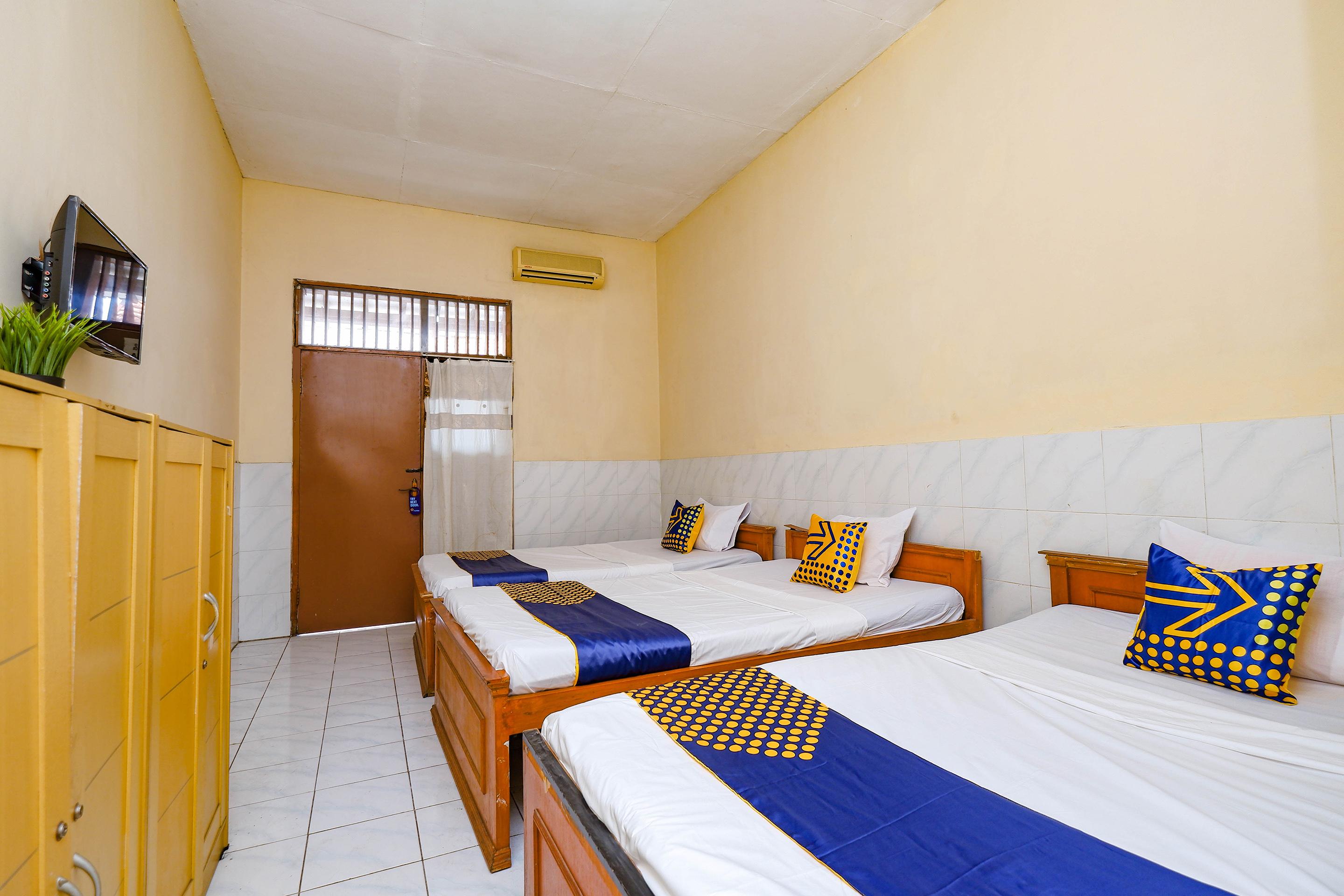 Spot On 2011 Hotel Mekar Sari Surakarta  Luaran gambar