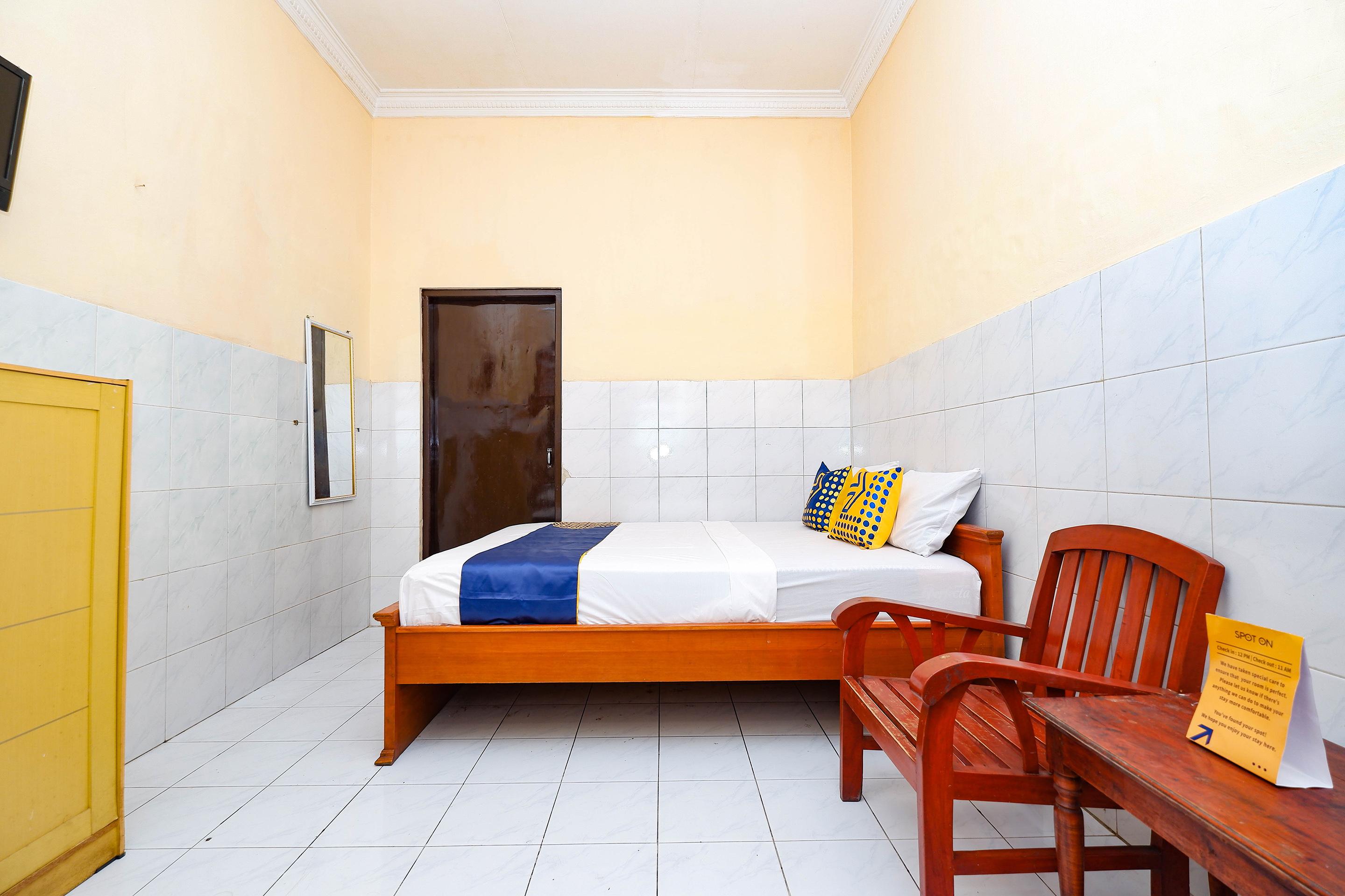 Spot On 2011 Hotel Mekar Sari Surakarta  Luaran gambar
