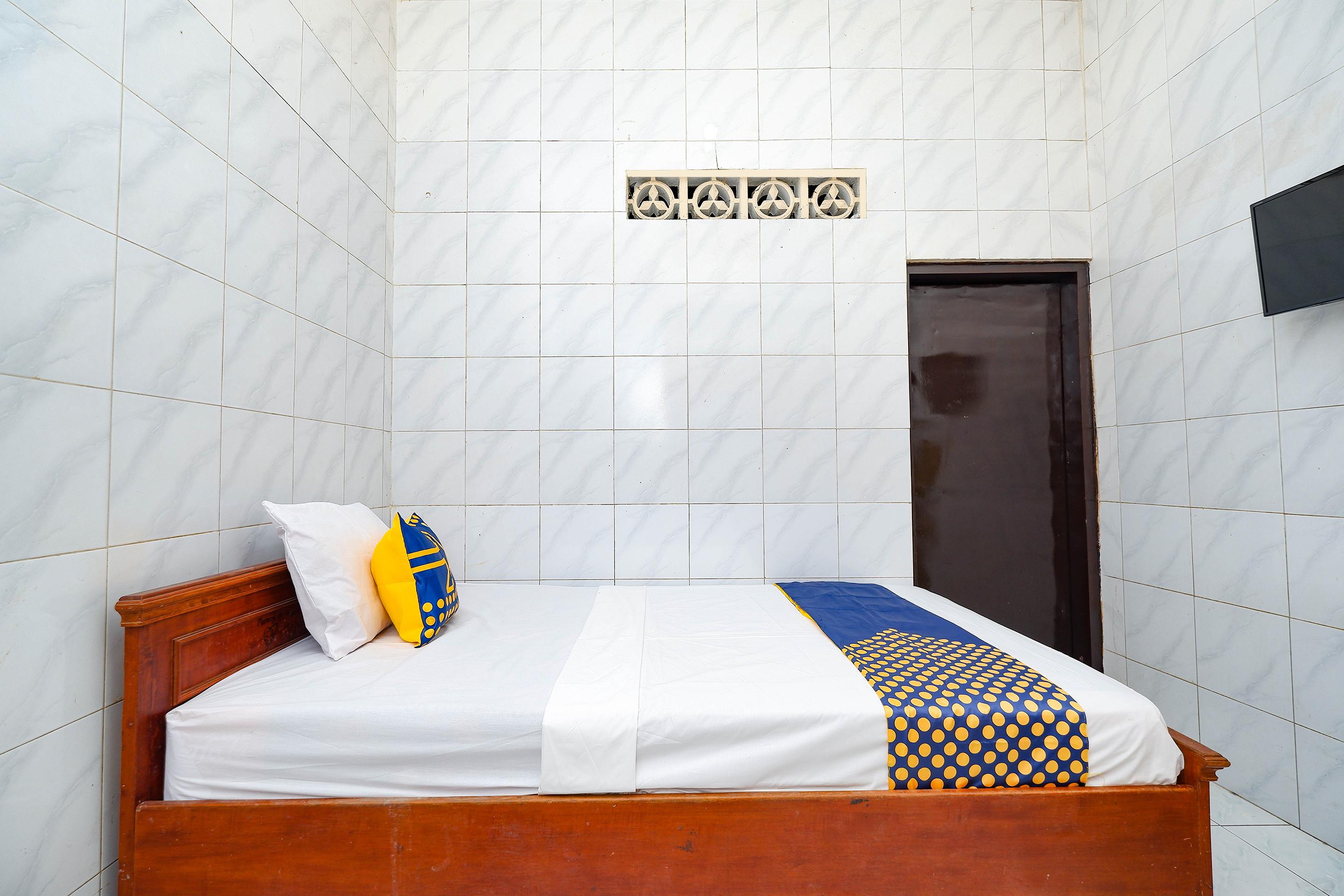 Spot On 2011 Hotel Mekar Sari Surakarta  Luaran gambar