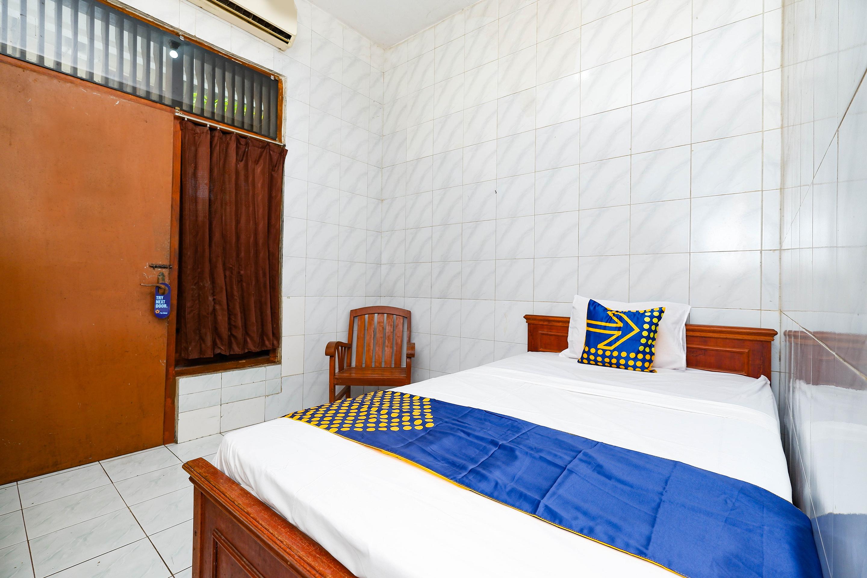 Spot On 2011 Hotel Mekar Sari Surakarta  Luaran gambar